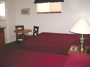 Room with two queen size beds